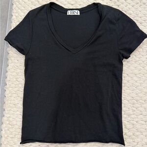Eterne Classic Black Short Sleeve V-Neck Tee